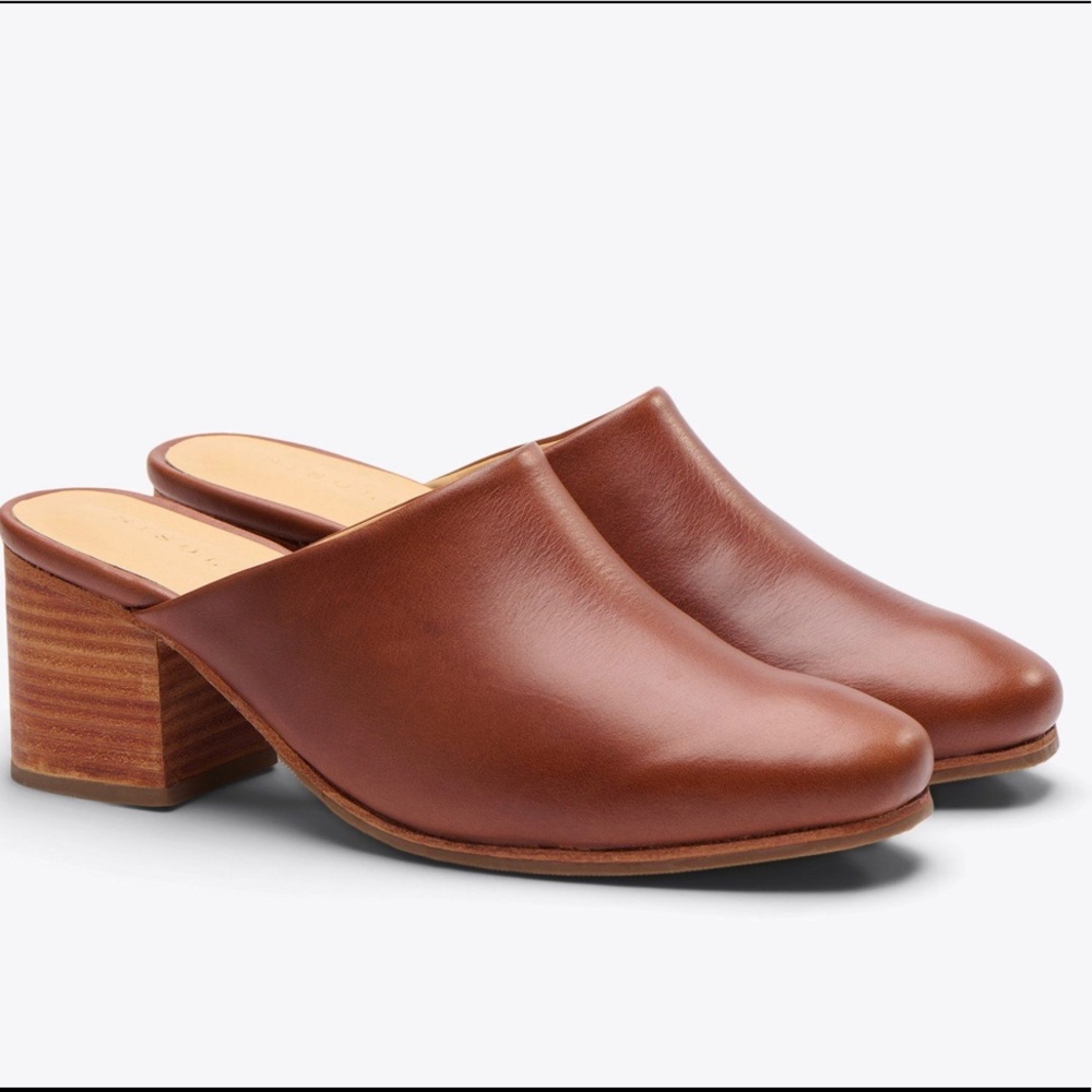 Nisolo All Day Mule in Brandy